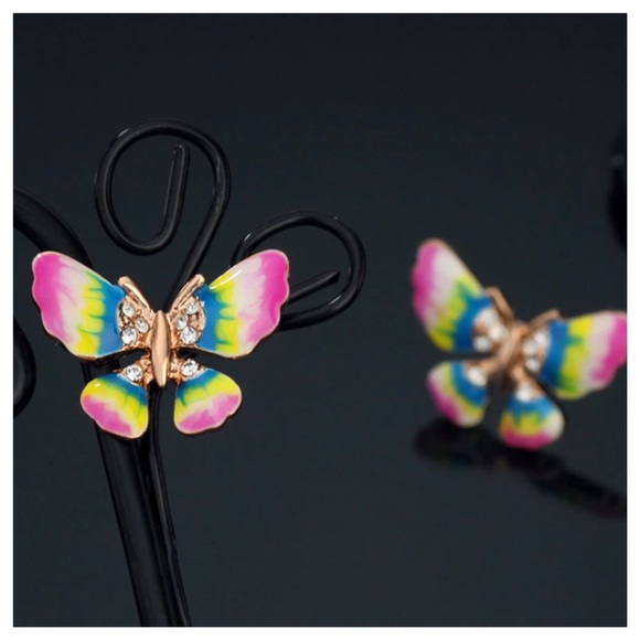 Swarovski Crystals The Milia Butterfly Earrings - Picture 5 of 5